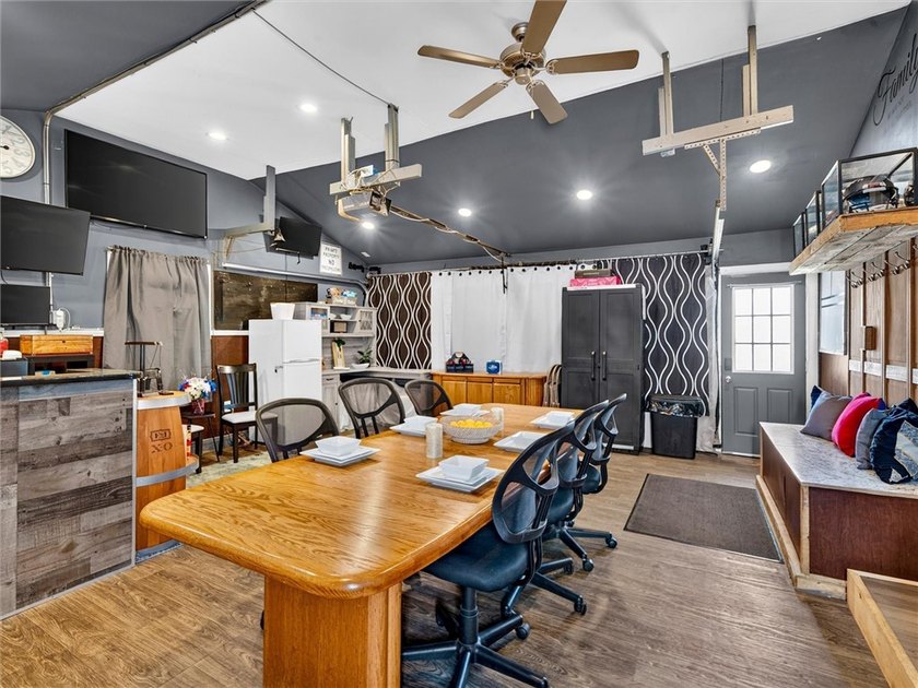 WOW...WOW...WOW! Vacation at Home! This stunning ranch-style - photo 44