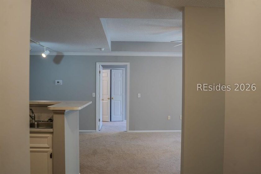Excellent option for many reasons. Recently remodeled 2 bed 2 - photo 11