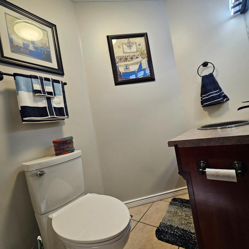 Looking for a spacious 4 bedroom 3.5 bathroom home with a full - photo 11