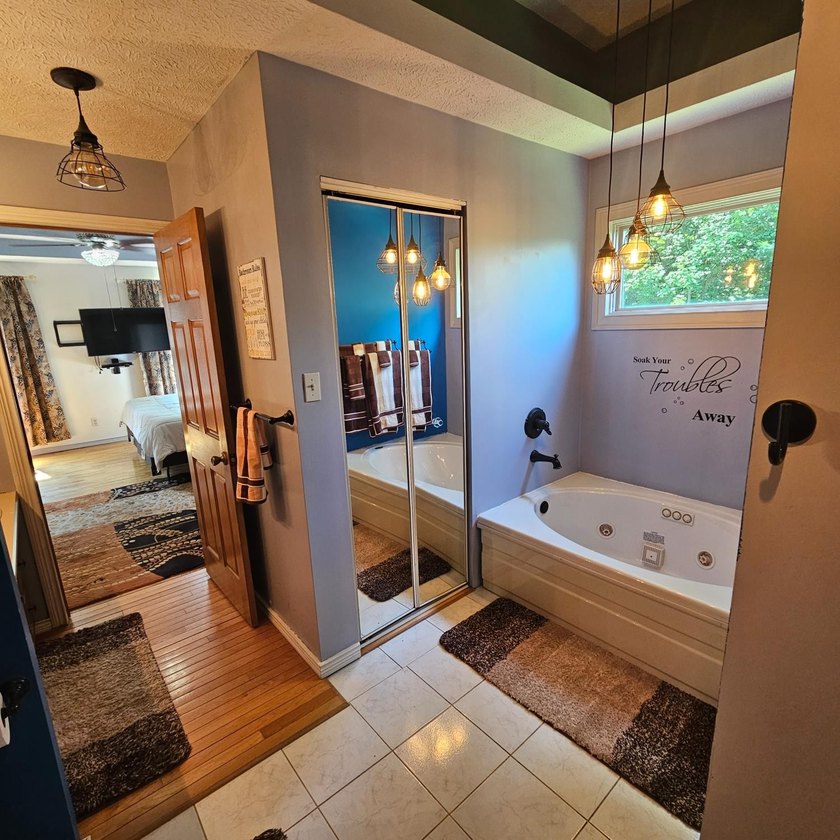 Looking for a spacious 4 bedroom 3.5 bathroom home with a full - photo 24