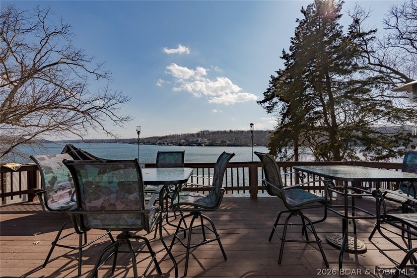 Tucked along the shoreline in year-round deep water, this - photo 29
