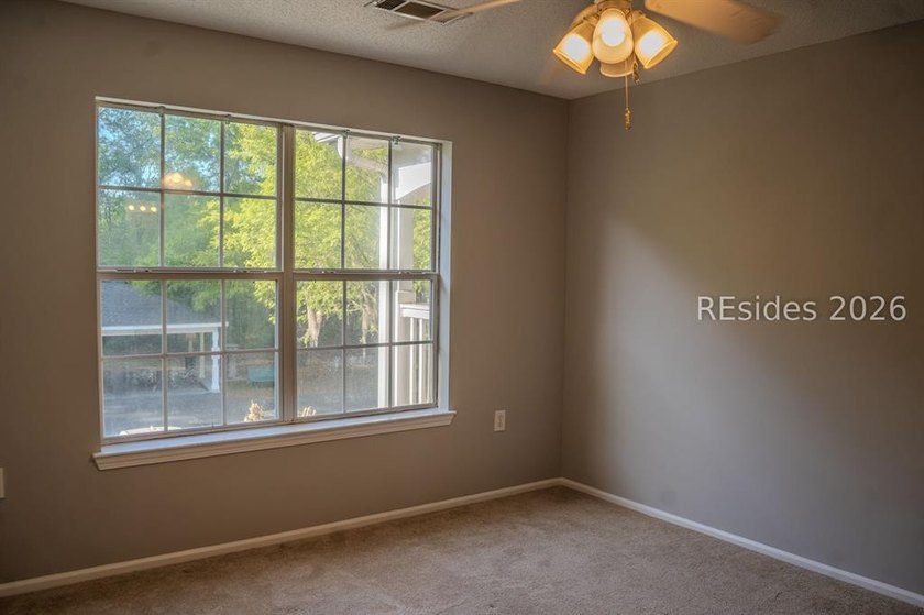 Excellent option for many reasons. Recently remodeled 2 bed 2 - photo 30