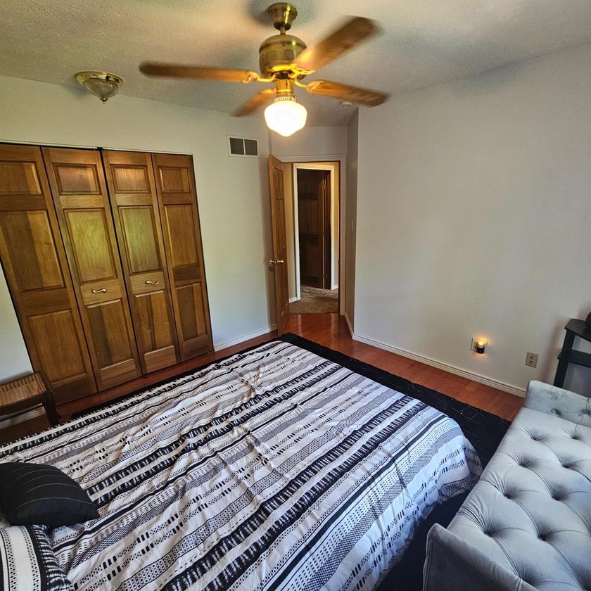 Looking for a spacious 4 bedroom 3.5 bathroom home with a full - photo 30