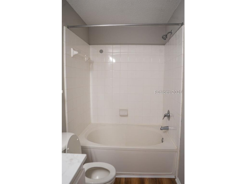 Excellent option for many reasons. Recently remodeled 2 bed 2 - photo 36