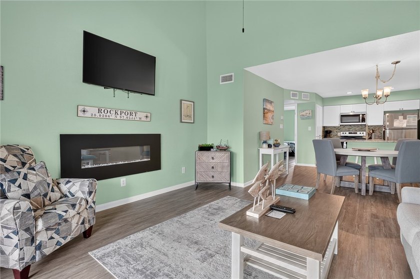Prestigious Key Allegro Waterfront Condo - Turnkey Investment &amp; - photo 7