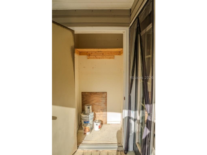 Excellent option for many reasons. Recently remodeled 2 bed 2 - photo 44