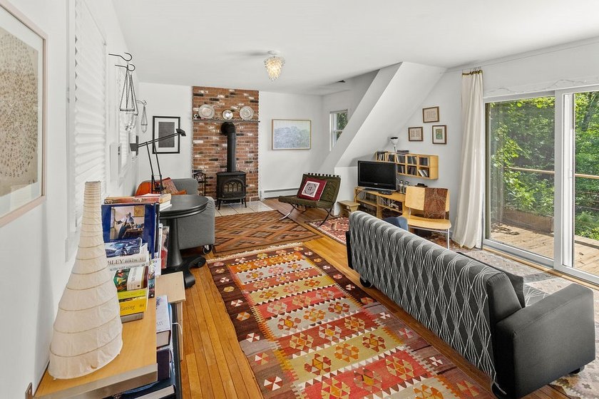 Contemporary European flair and Catskill tranquility come - photo 12