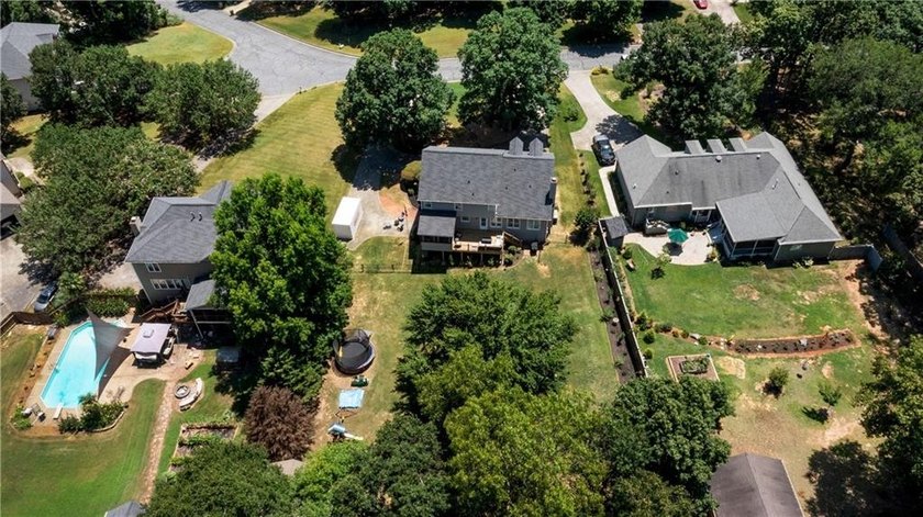 Welcome to 9 Topridge Road in the highly sought-after Spicewood - photo 45