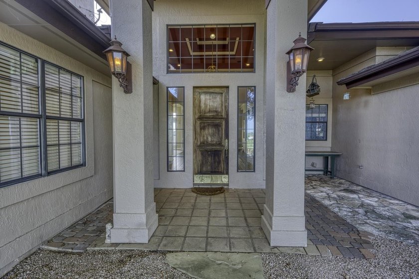 131 Florentine in Applehead West sits on 1.5 lots with stunning - photo 4