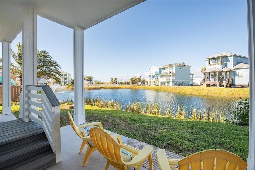 LAKEFRONT HOME IN A NICHE BEACHFRONT COMMUNITY, *DAS STRANDHAUS* - photo 8