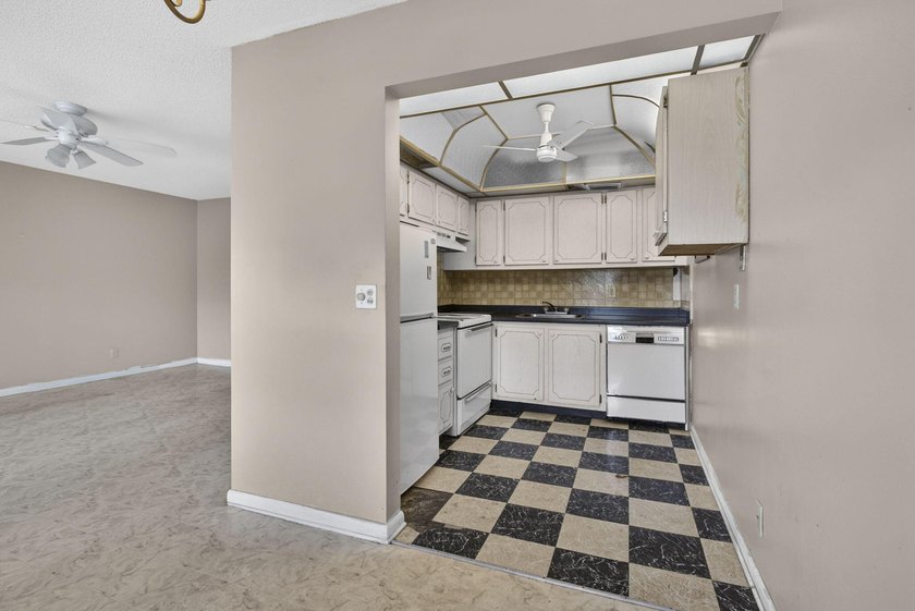 One of the lowest priced 2BR, 1 1/2BA in all of Century Village - photo 24
