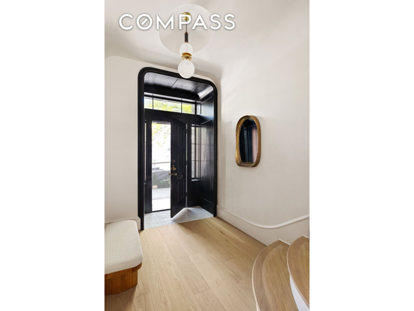 168 Pacific Street is a rare and remarkable offering in Cobble - photo 2