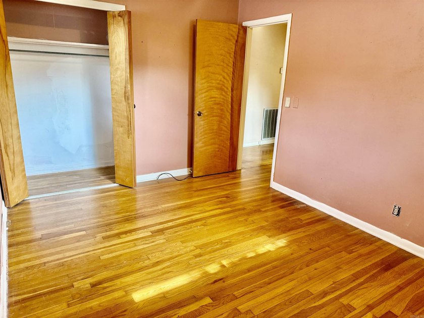 Welcome home to this charming 3-bedroom 2-bath home in a - photo 15