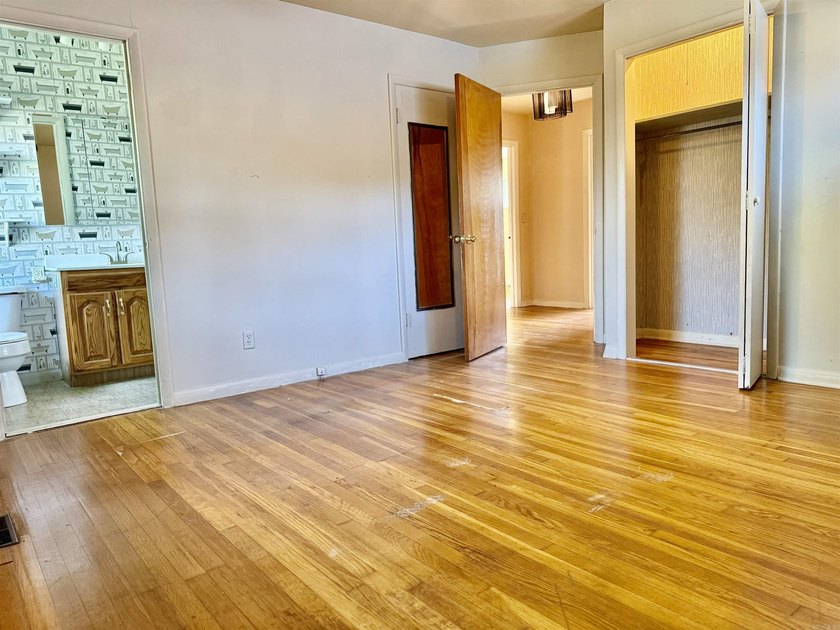 Welcome home to this charming 3-bedroom 2-bath home in a - photo 16