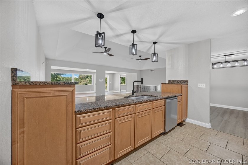 Exceptional space, incredible value, and access to all the - photo 24