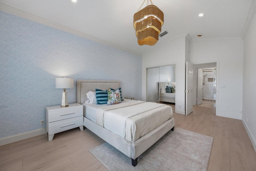 COMPLETELY RENOVATED SINGLE LEVEL HOME IN BRIDGEGATE SOUTH AT - photo 32