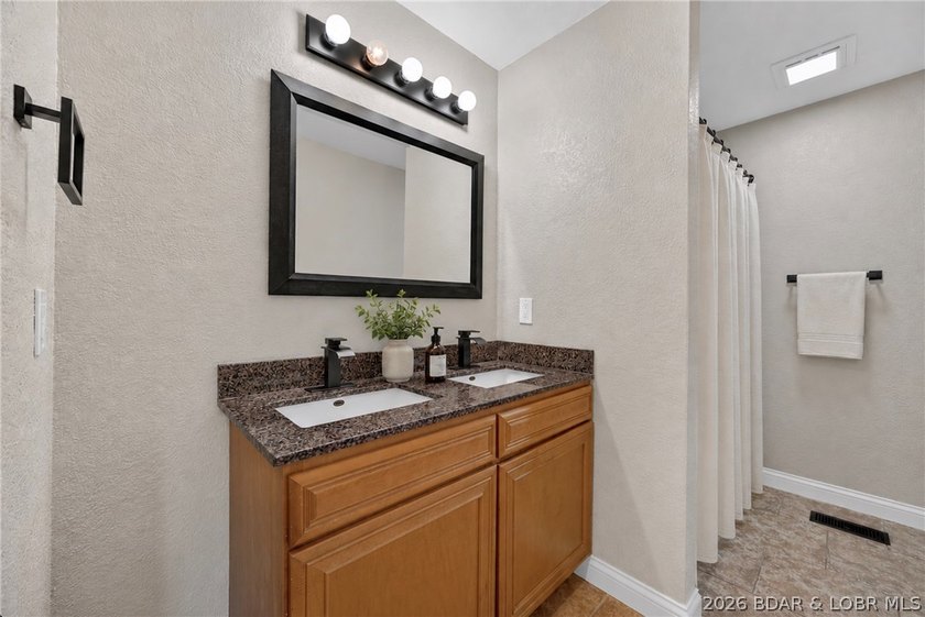 Exceptional space, incredible value, and access to all the - photo 45