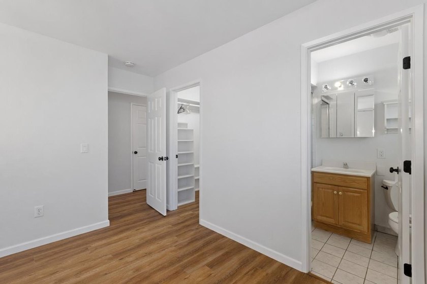 Welcome to 228 Union Ave, an exceptional duplex opportunity in - photo 15