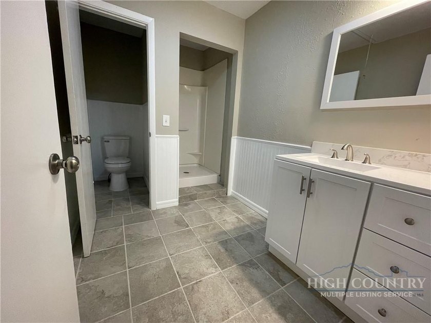 PRICE IMPROVEMENT! HOME AND 8 UNRESTRICTED ACRES! MOTIVATED - photo 22