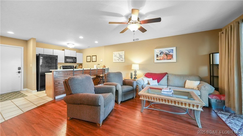 Your year-round Lake escape is ready and waiting. This fully - photo 5