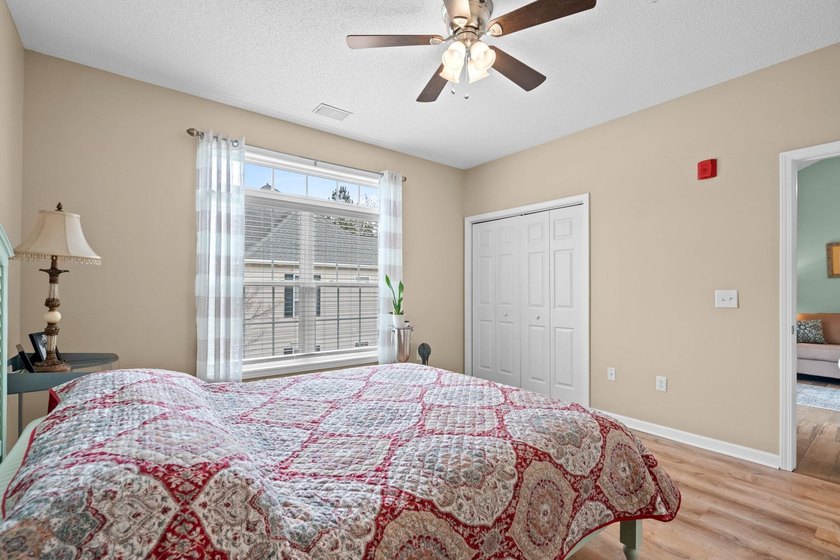 FANTASTIC LOCATION, LOW, WELL MANAGED HOA, BEAUTIFULLY UPDATED! - photo 20