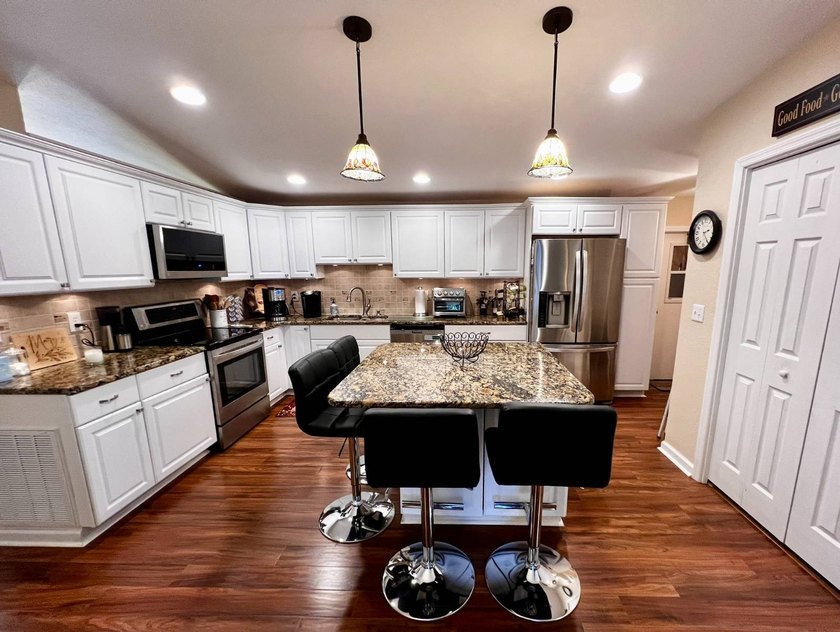 Welcome to the 55+ Gated Community of Lakewood Village! This - photo 6
