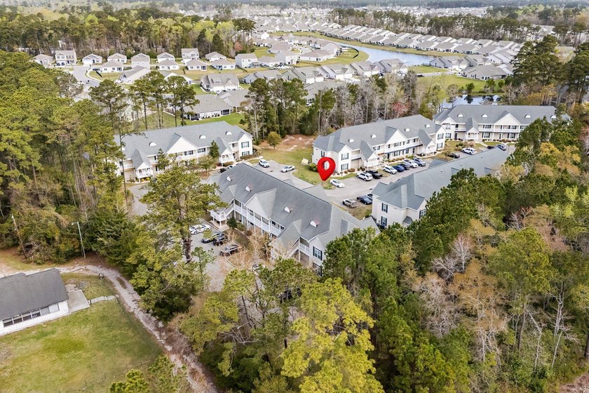 FANTASTIC LOCATION, LOW, WELL MANAGED HOA, BEAUTIFULLY UPDATED! - photo 38