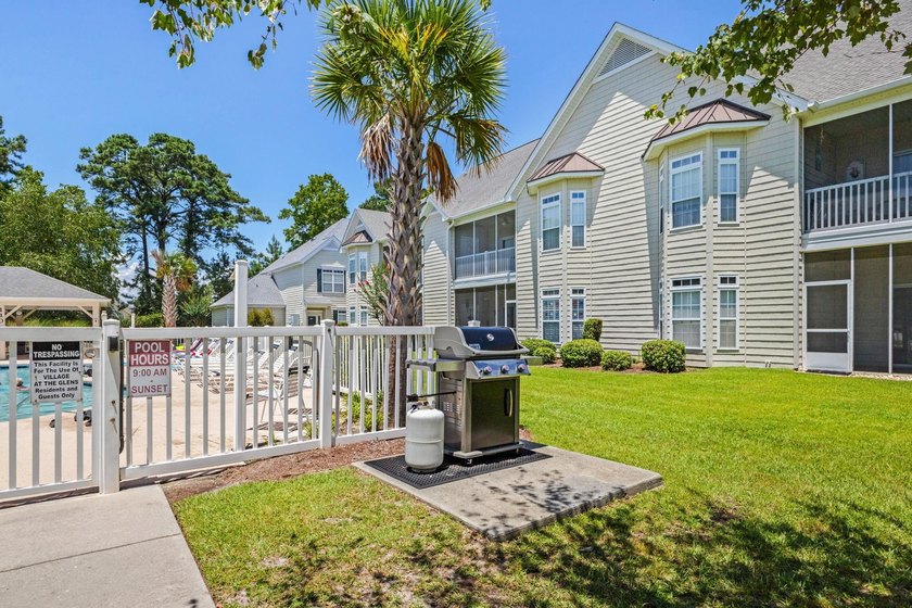 FANTASTIC LOCATION, LOW, WELL MANAGED HOA, BEAUTIFULLY UPDATED! - photo 47