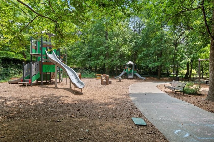 Stunning 4th-floor residence (Unit 403) in the heart of Vickery - photo 47
