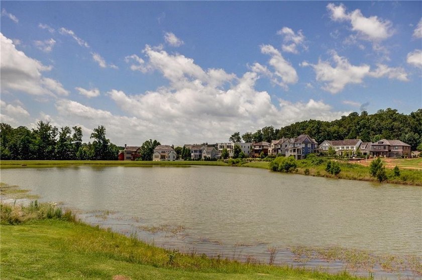 Stunning 4th-floor residence (Unit 403) in the heart of Vickery - photo 49