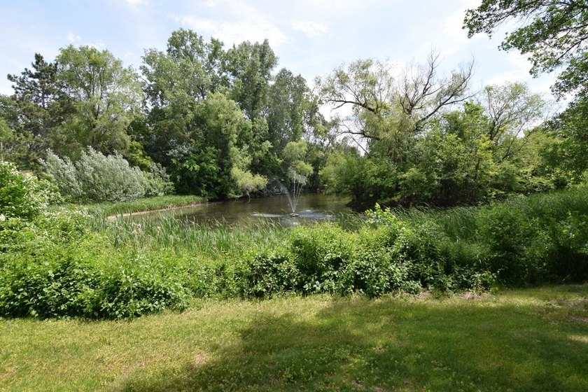 Welcome home. Beautifully maintained condo in PRIME location - photo 35