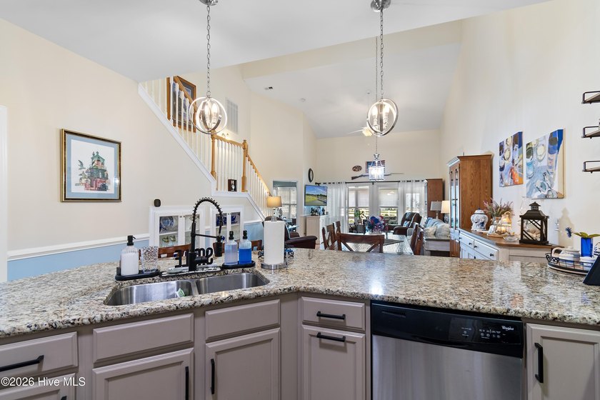 This extremely well-kept and updated townhouse in the - photo 13
