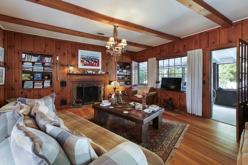 Welcome to Kibbe Point, one of the most distinctive lakefront - photo 19