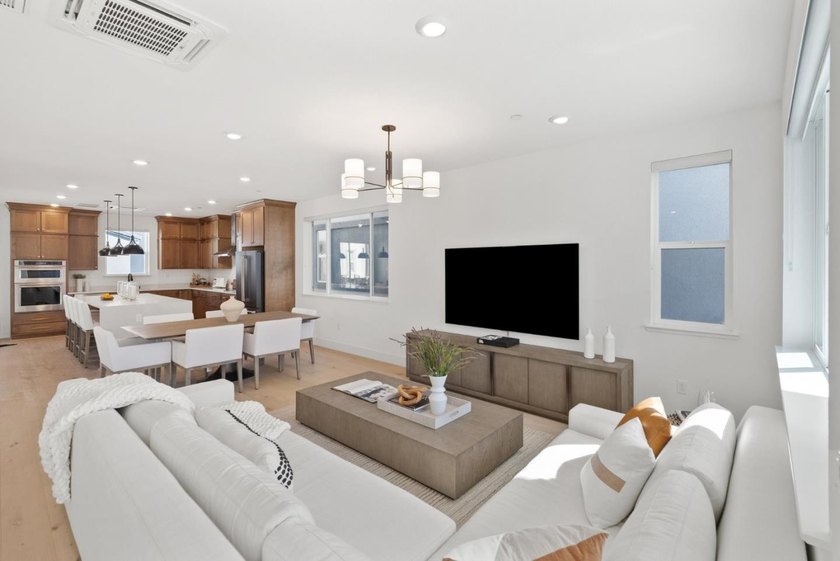 Welcome to 2815 Crusader St, Alameda, a luxury home in coveted - photo 27