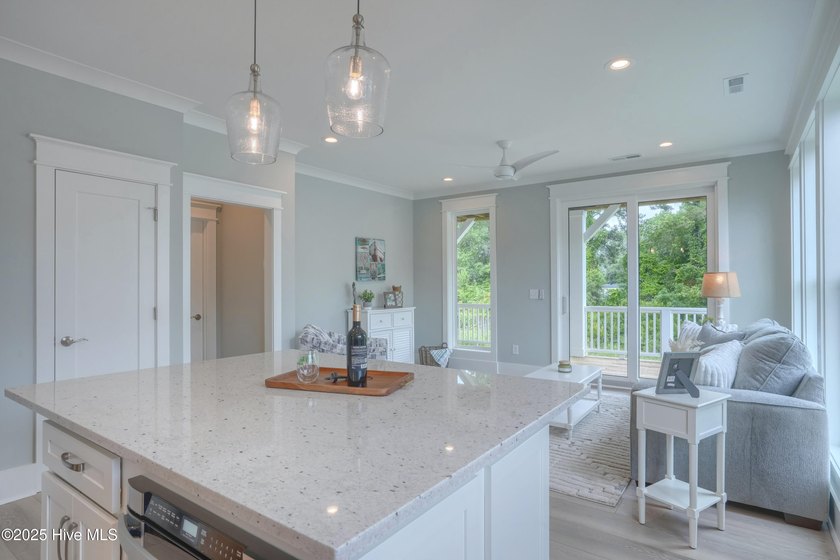 PRICE REDUCTION!!! PLUS...... SELLER OFFERING $20,000 TO BUYER - photo 6