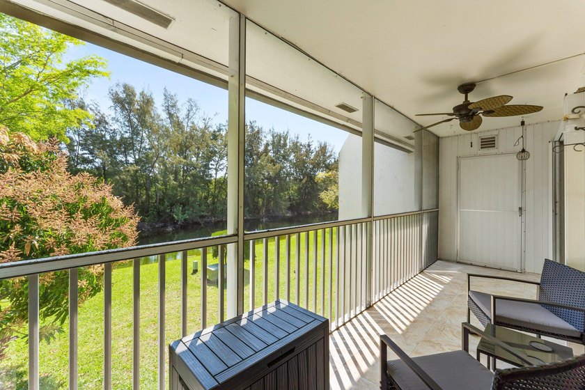 Beautifully renovated 2nd-floor corner unit in the highly - photo 27