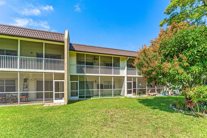 Beautifully renovated 2nd-floor corner unit in the highly - photo 30