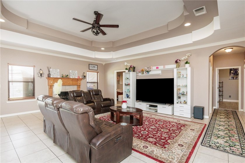**Welcome to 14422 Chantilly Drive in the highly sought-after - photo 9