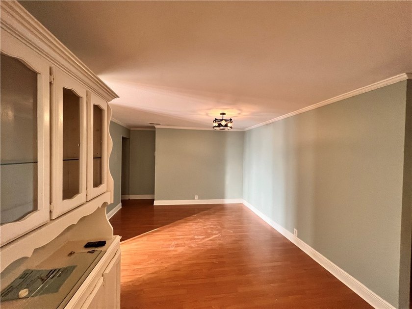 Welcome to this stunningly remodeled gem that effortlessly - photo 6