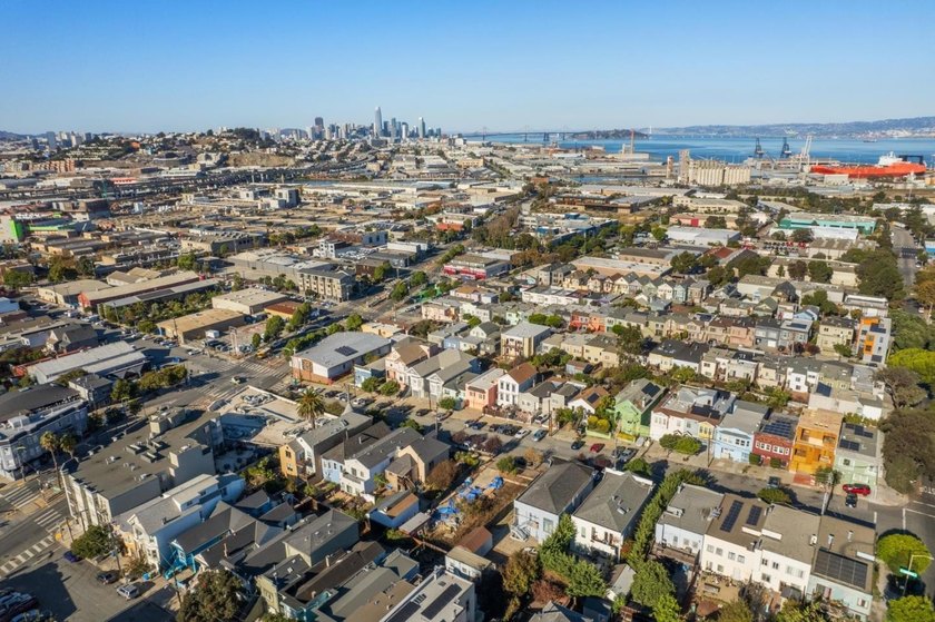 Fantastic opportunity for contractors, builders, and investors! - photo 11