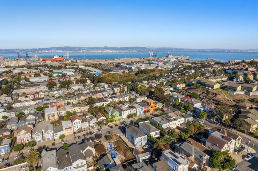 Fantastic opportunity for contractors, builders, and investors! - photo 12