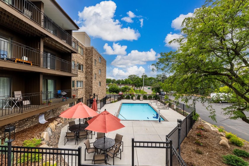 Enjoy easy one-level living in this spacious 2-bedroom - photo 29