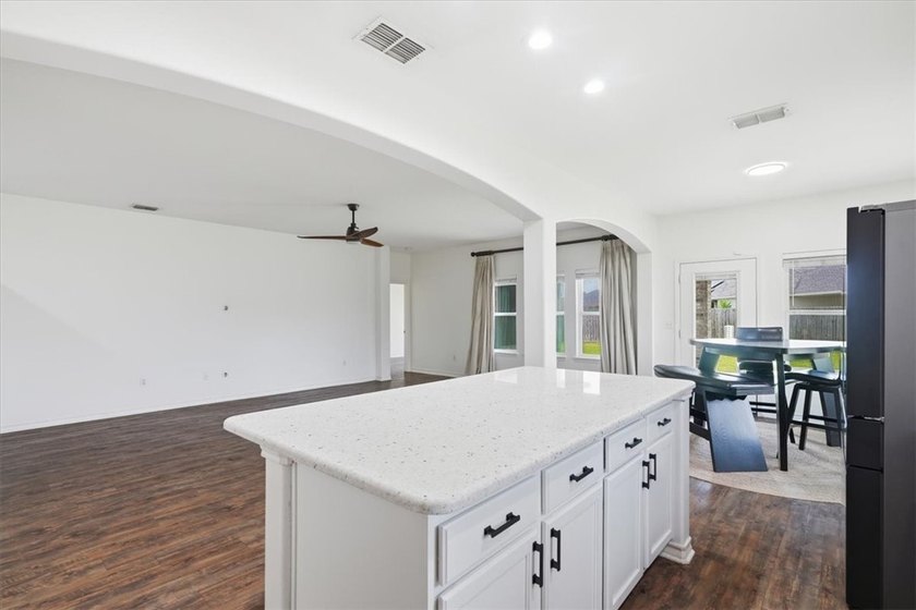 NEWLY renovated four-bedroom,two-bathroom split-plan home with - photo 7