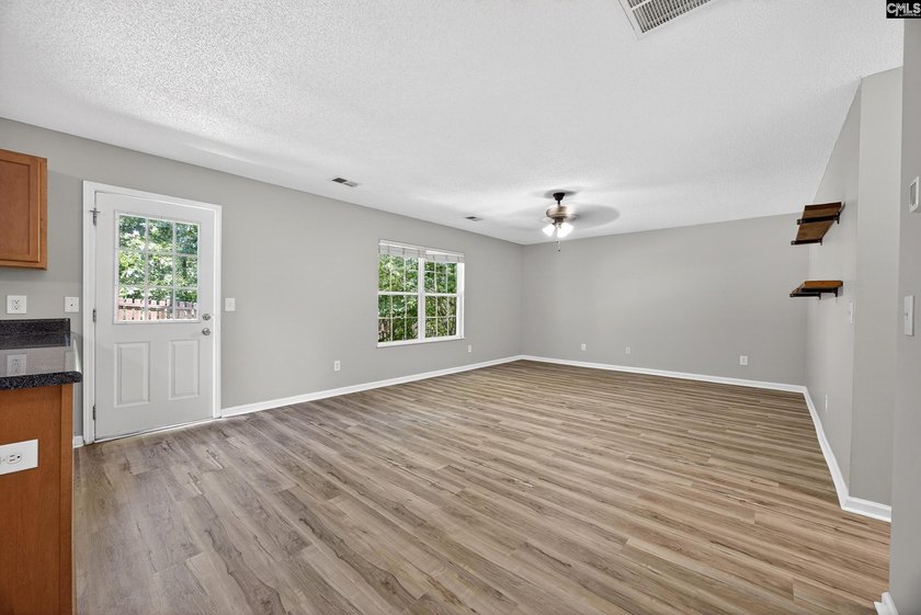 Welcome home to this beautifully updated 4-bedroom, 2.5-bath - photo 13