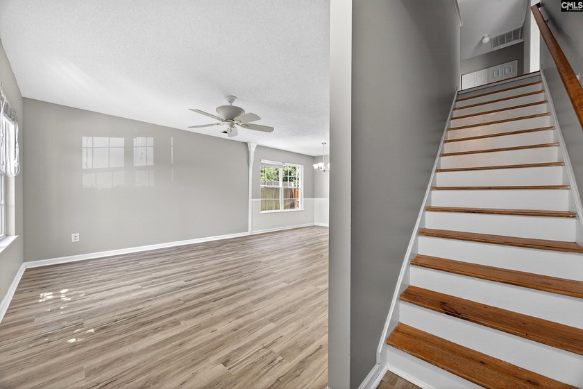 Welcome home to this beautifully updated 4-bedroom, 2.5-bath - photo 20
