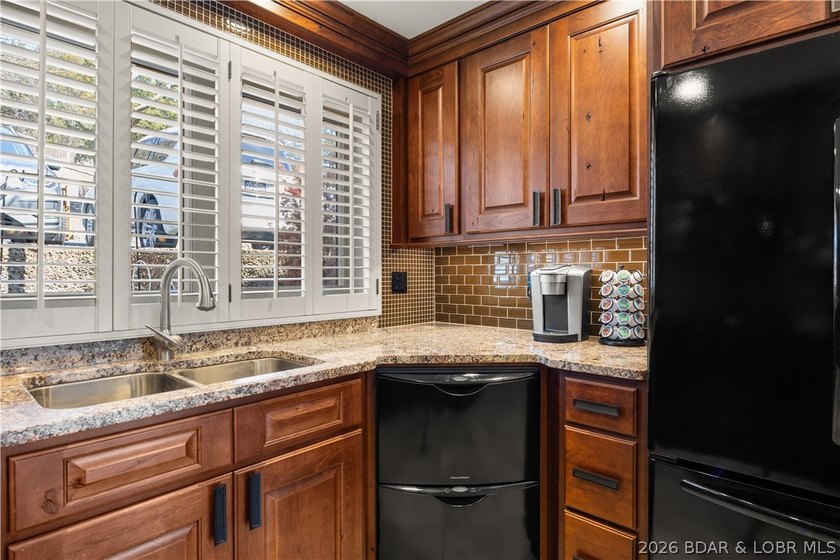Experience tranquil lakeside living in this luxurious 3BR/3BA - photo 14
