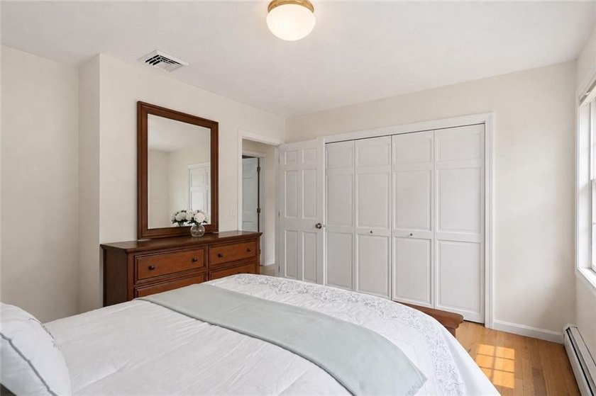 Welcome to 136 Holly Hills Lane, a beautifully maintained - photo 22