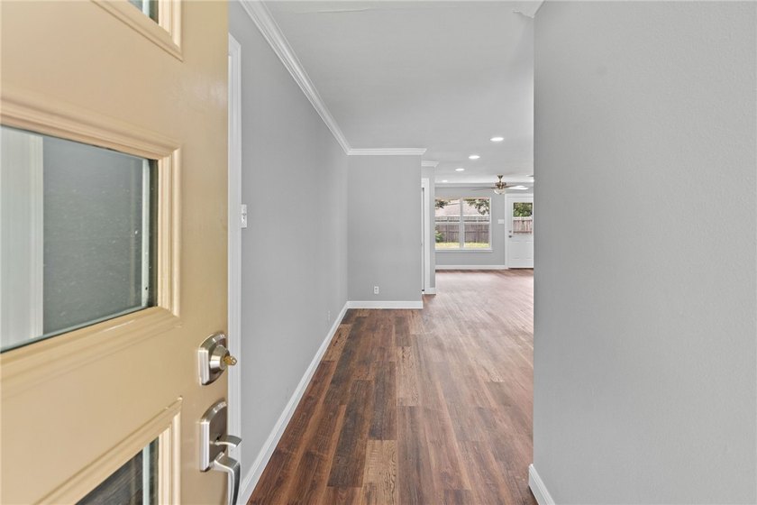 Welcome to 3729 Pope Drive, a fully updated and completely - photo 4