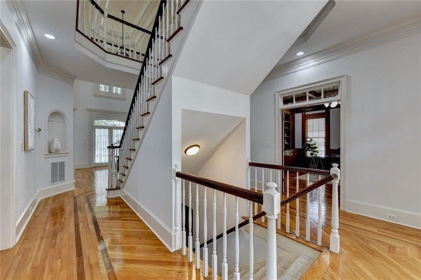 Welcome to unparalleled luxury in one of the areas most - photo 23