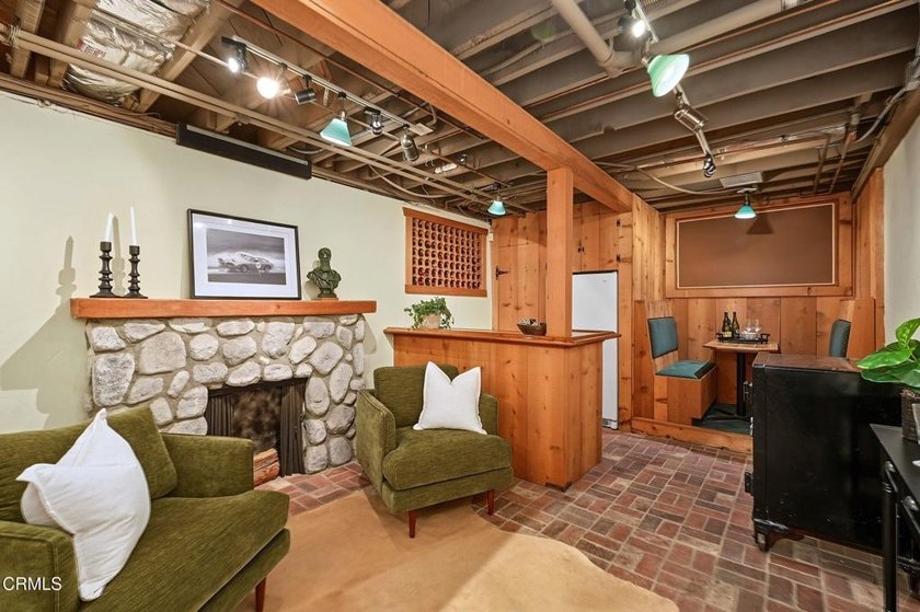 This gracious, one-story traditional of just over 3000 square - photo 31